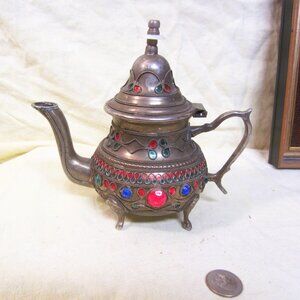VTG BRASS TEAPOT, MIDDLE EASTERN STYLE, W/PLASTIC JEWELS, DECORATIVE
